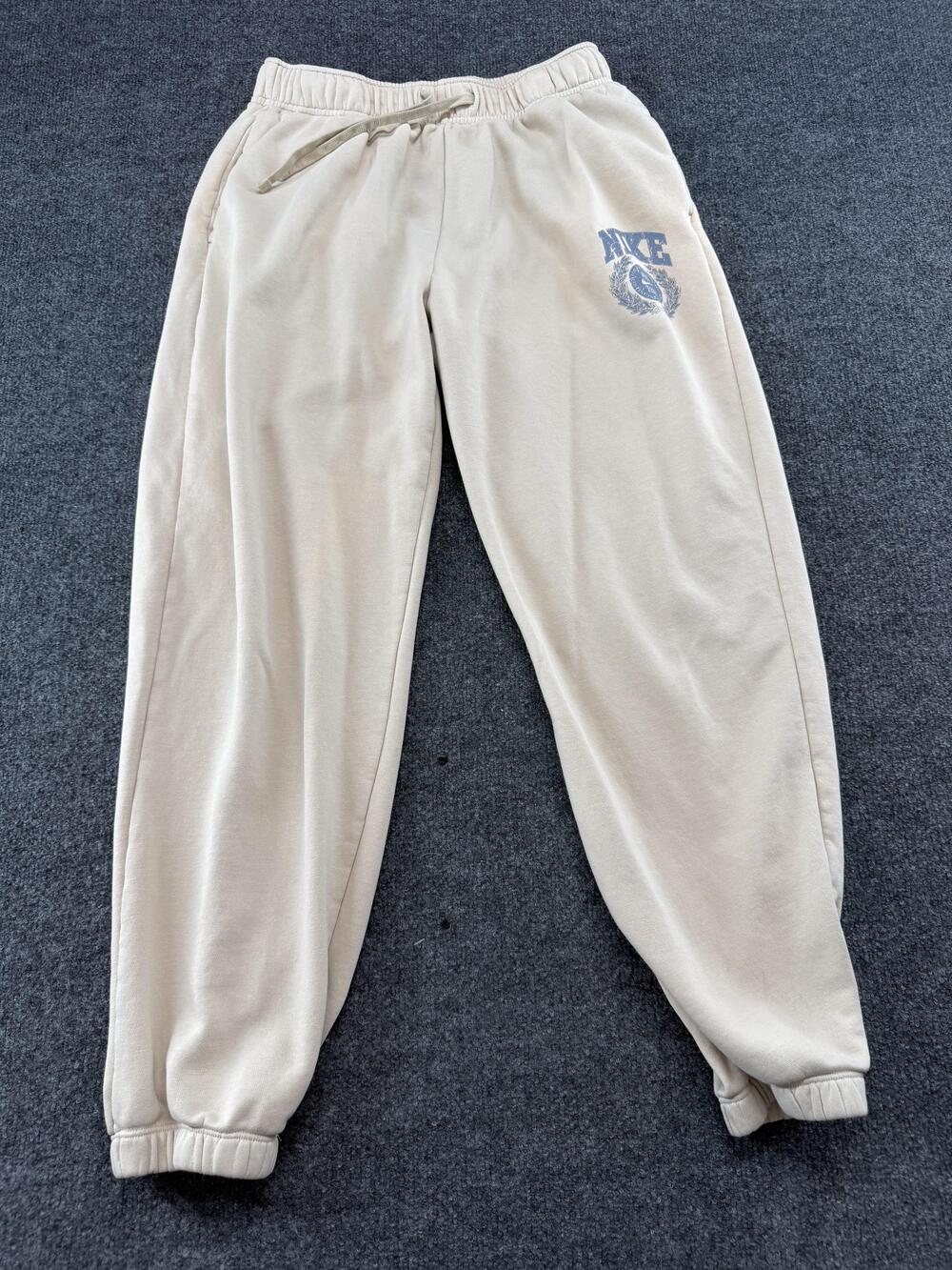 Nike Sweatpants Mens Medium Beige Fleece Joggers Elastic Waist Pockets Athletic